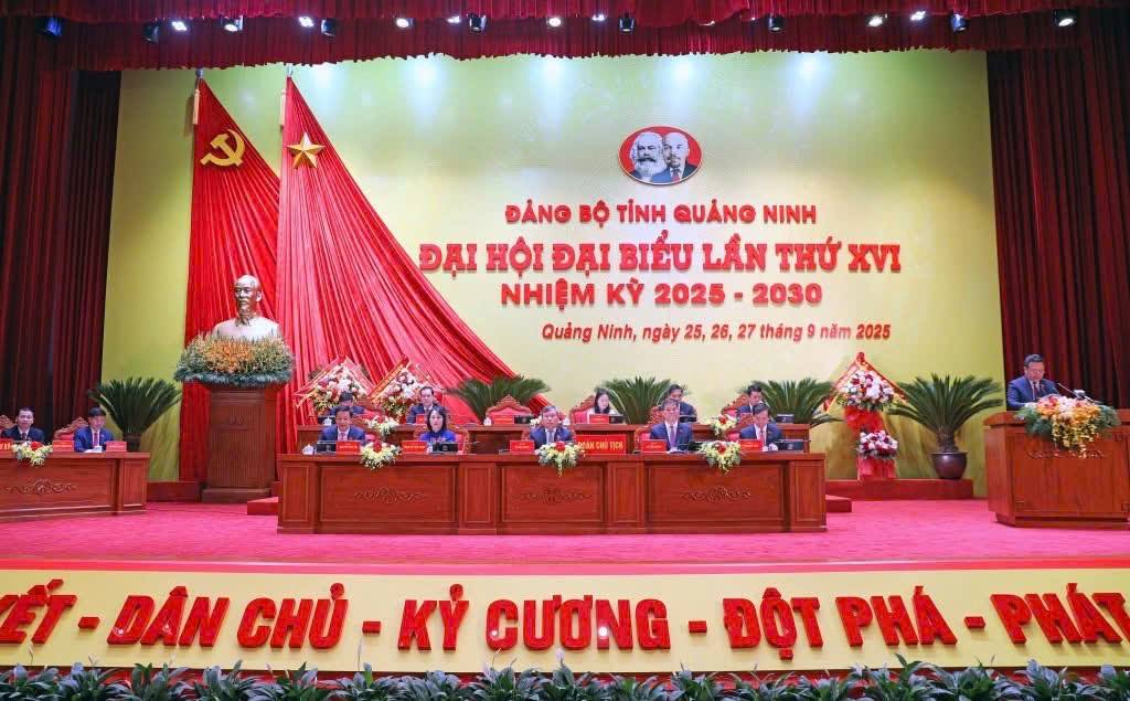 ĐẠI HỘI ĐẠI BIỂU ĐẢNG BỘ TỈNH QUẢNG NINH LẦN THỨ XVI CHÍNH THỨC KHAI MẠC